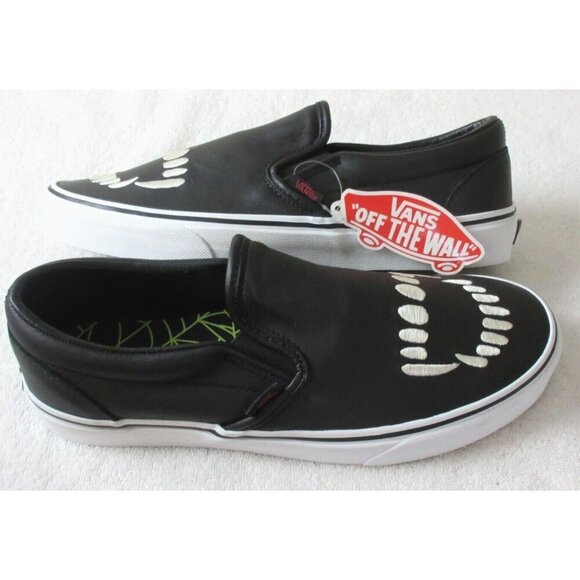 Vans Men's Classic Slip On Fangs Black True White Leather Shoes Size 9 NIB - Picture 2 of 5